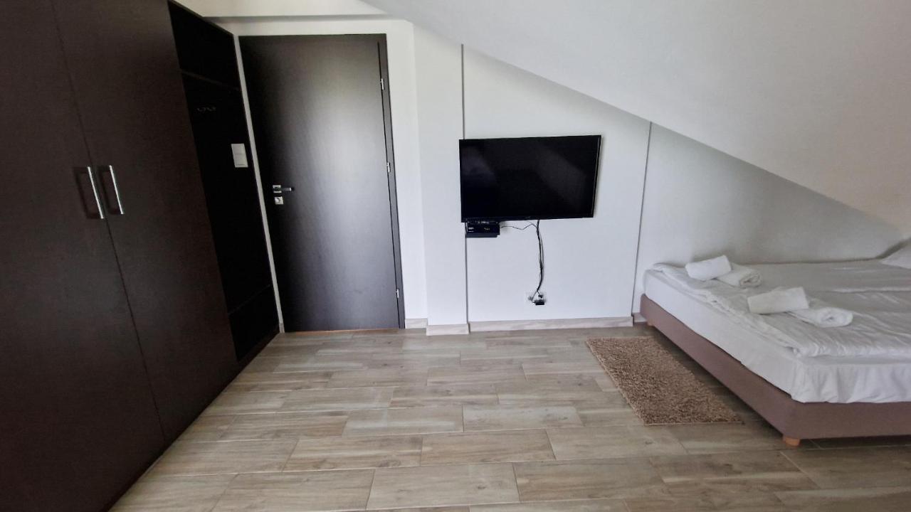 Gesi Puch Hotel Gąski Buitenkant foto