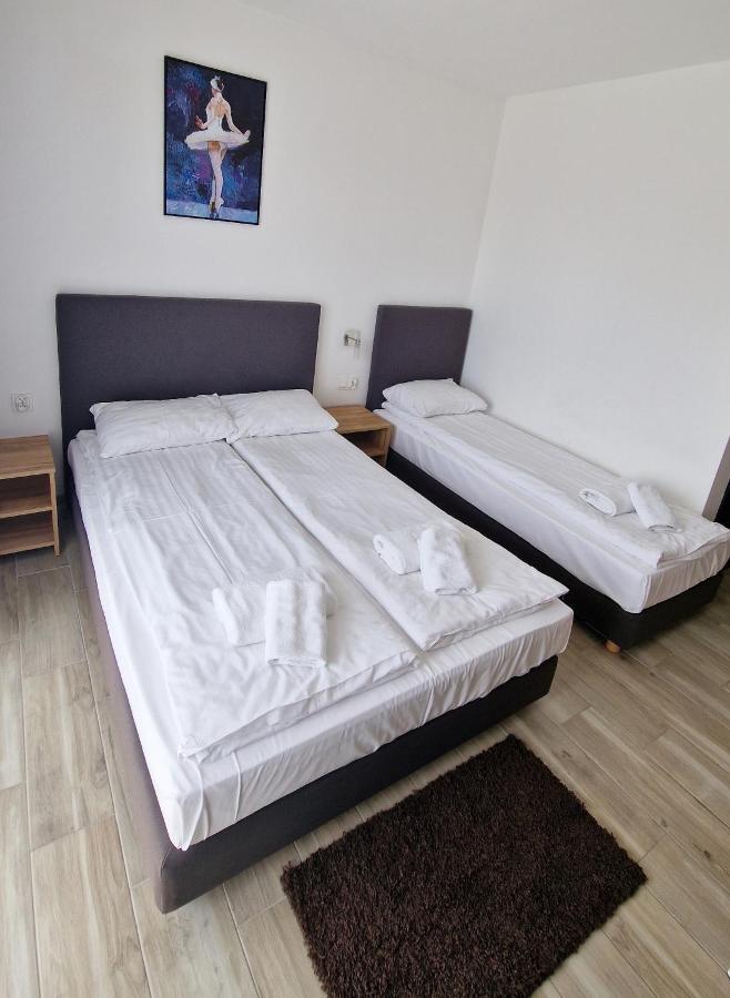 Gesi Puch Hotel Gąski Buitenkant foto