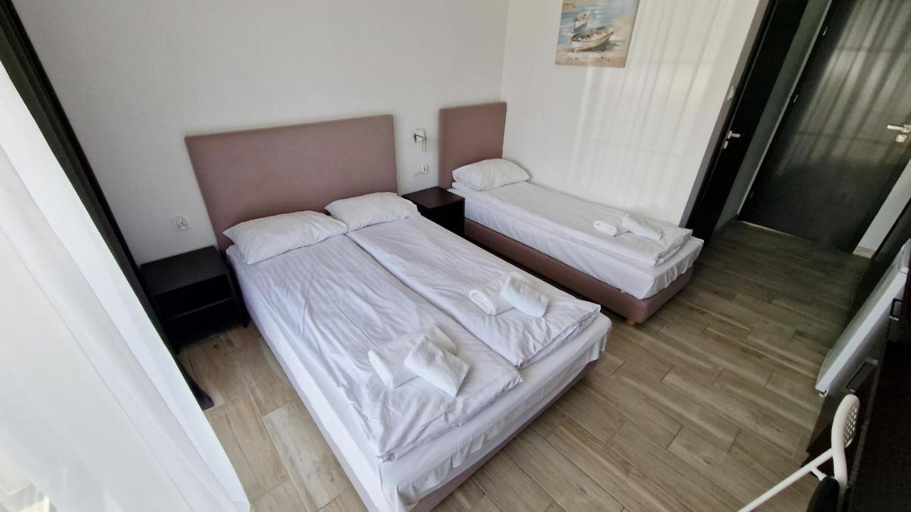 Gesi Puch Hotel Gąski Buitenkant foto