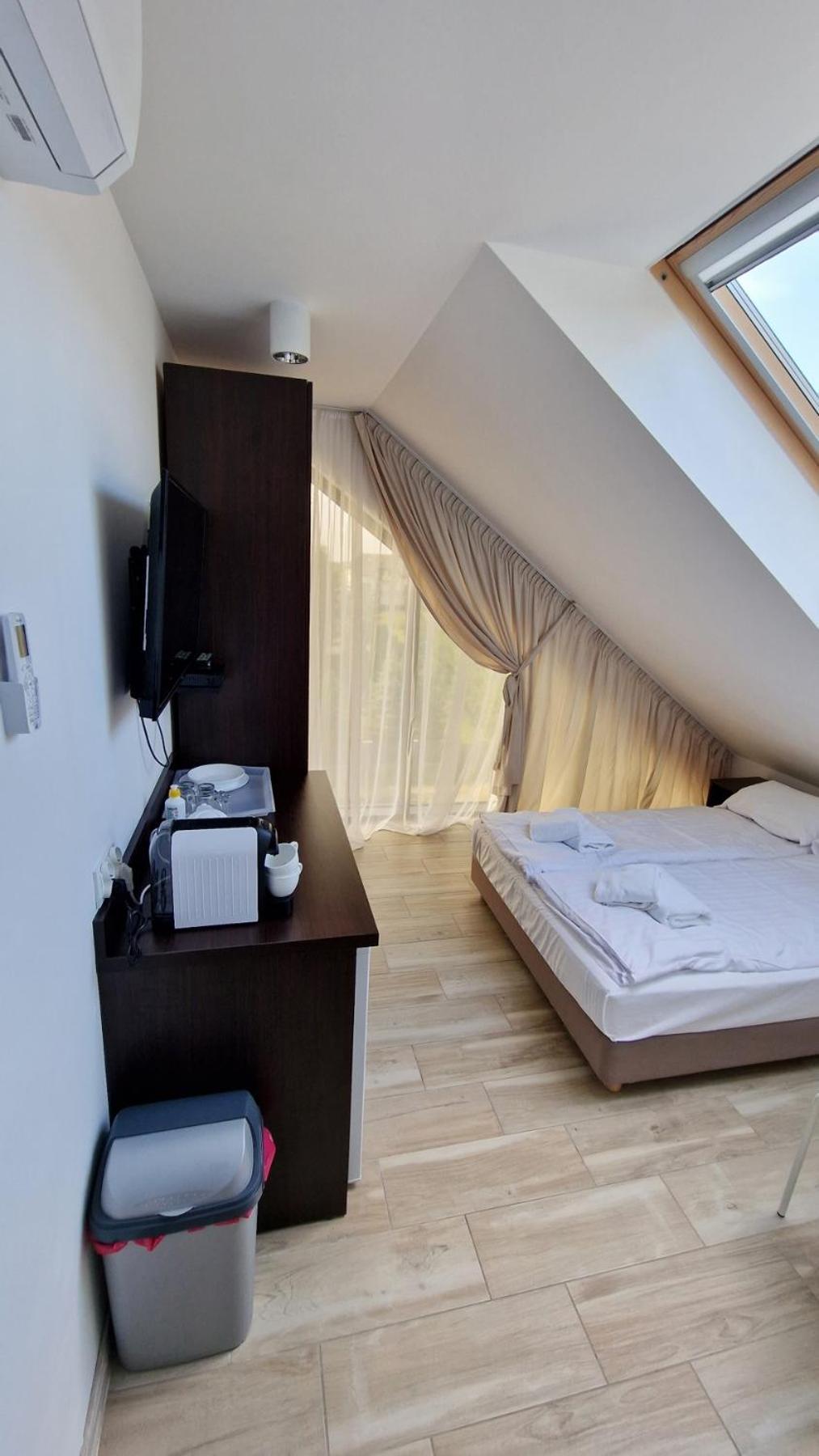 Gesi Puch Hotel Gąski Buitenkant foto
